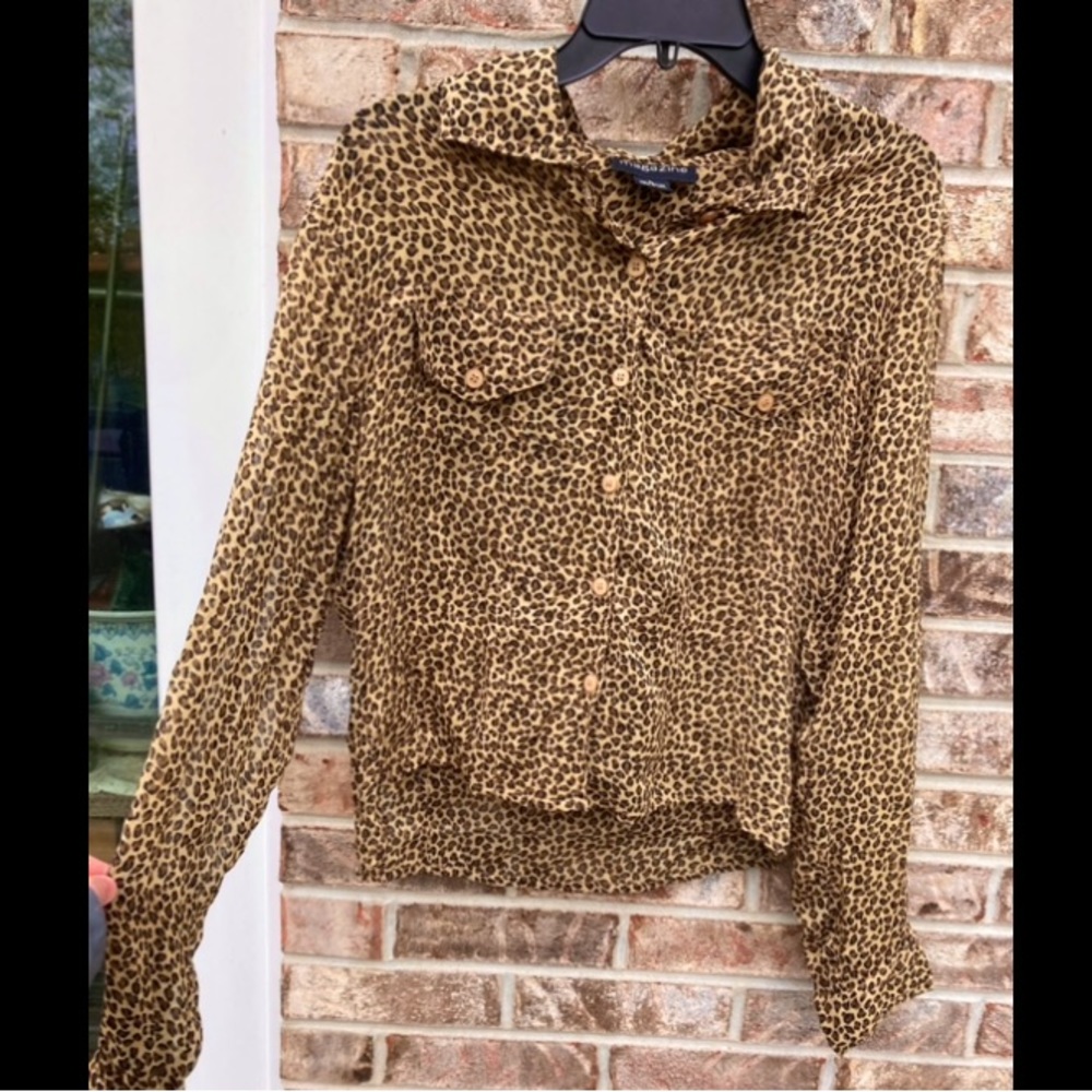 90s/Y2k Leopard Print Rayon Button Down Blouse Sh… - image 5